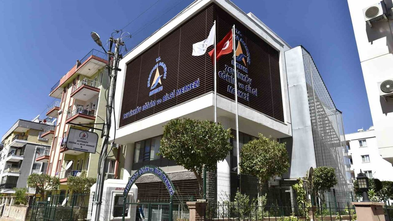 Muratpaşa'nın ücretsiz eğitim desteği LGS'de yüzde 10 başarı sağladı
