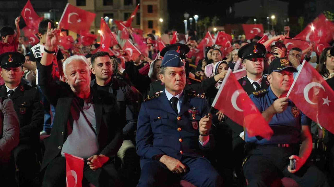 Muş'ta 15 Temmuz Demokrasi ve Milli Birlik Günü etkinlikleri düzenlendi