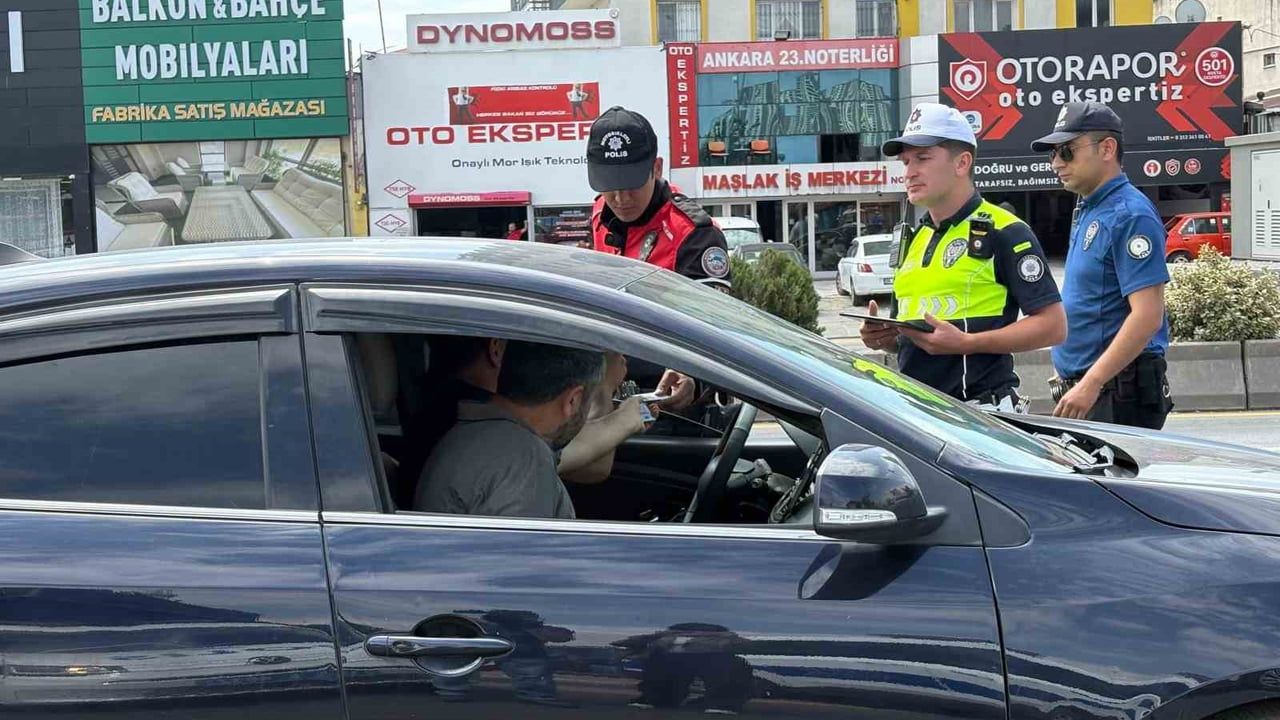 NATO zirvesi kapsamında Ankara'da trafik denetimleri sürüyor