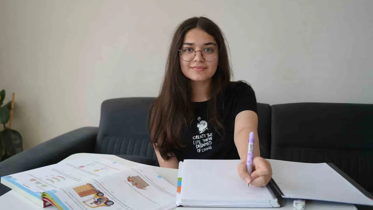 Niğde’de aynı aileden ikinci kez LGS Türkiye birincisi