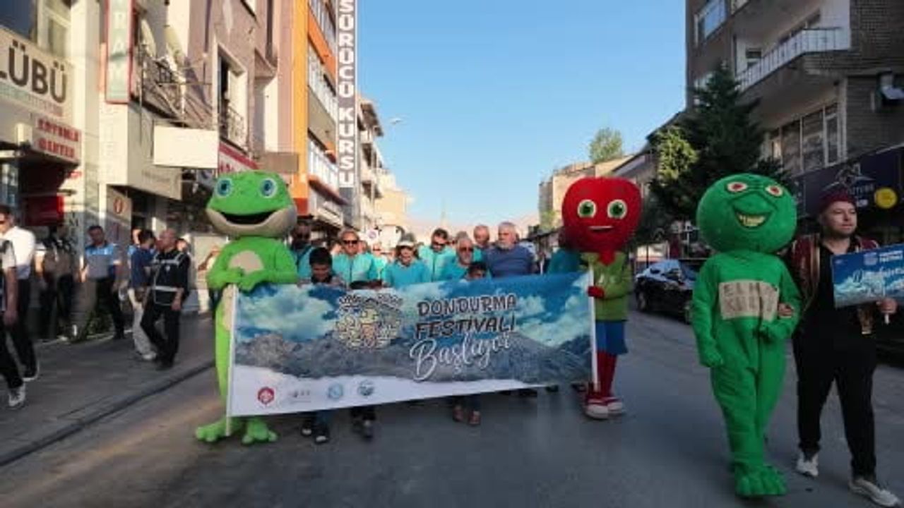 Niğde'de doğa ve lezzet bir arada: dağ, doğa ve dondurma festivali açıldı