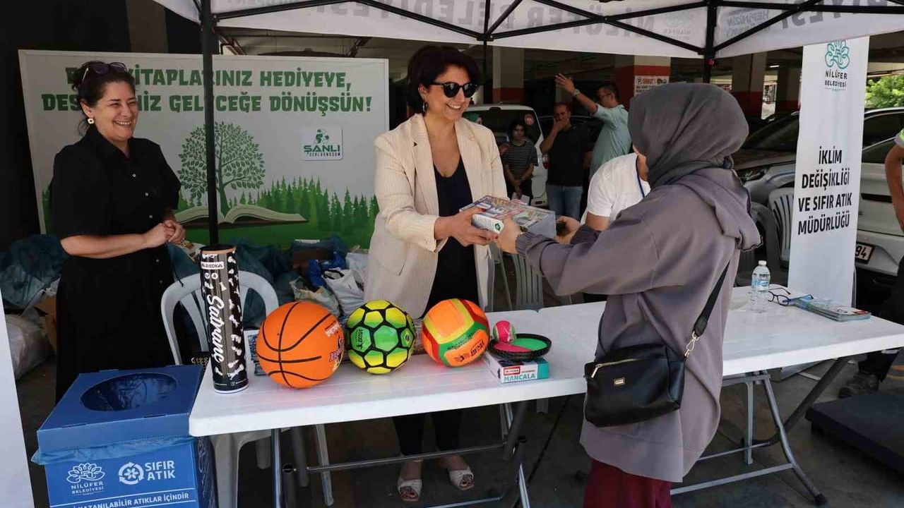 Nilüfer'de atık kağıt getirenlere hediye veriliyor