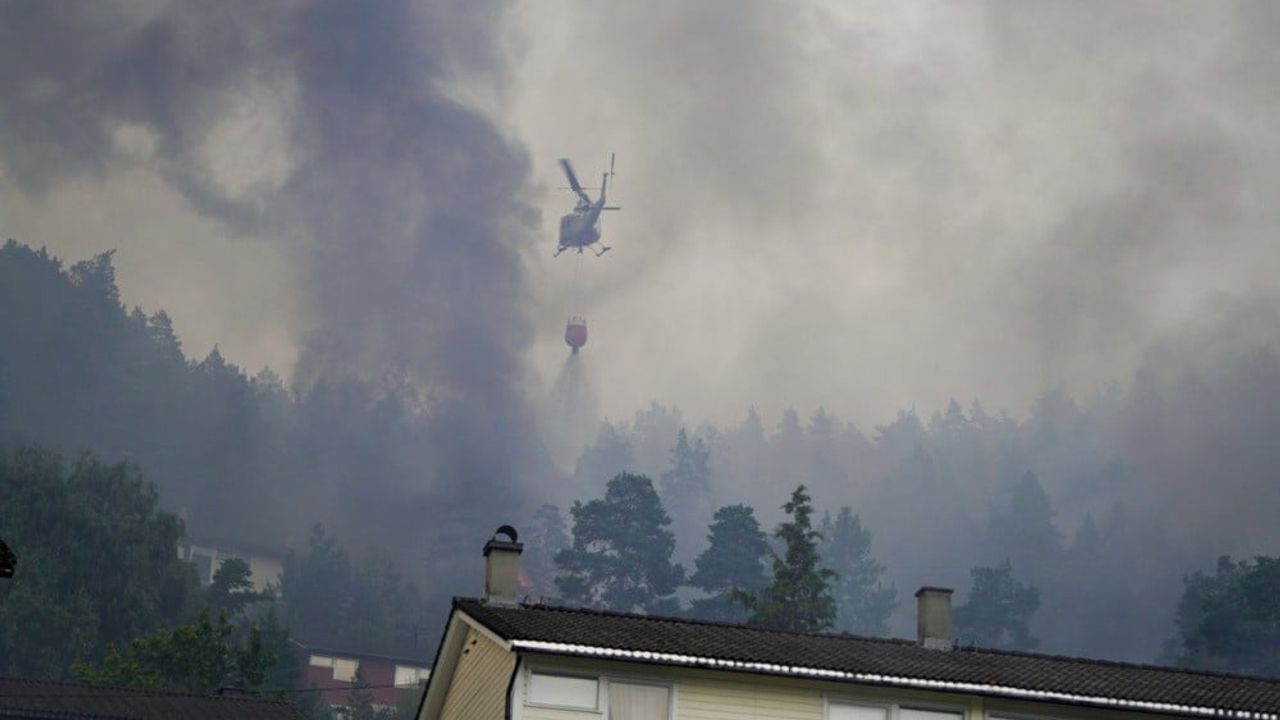 Norveç'in Drammen kentinde yangın: 100'den fazla ev küle döndü