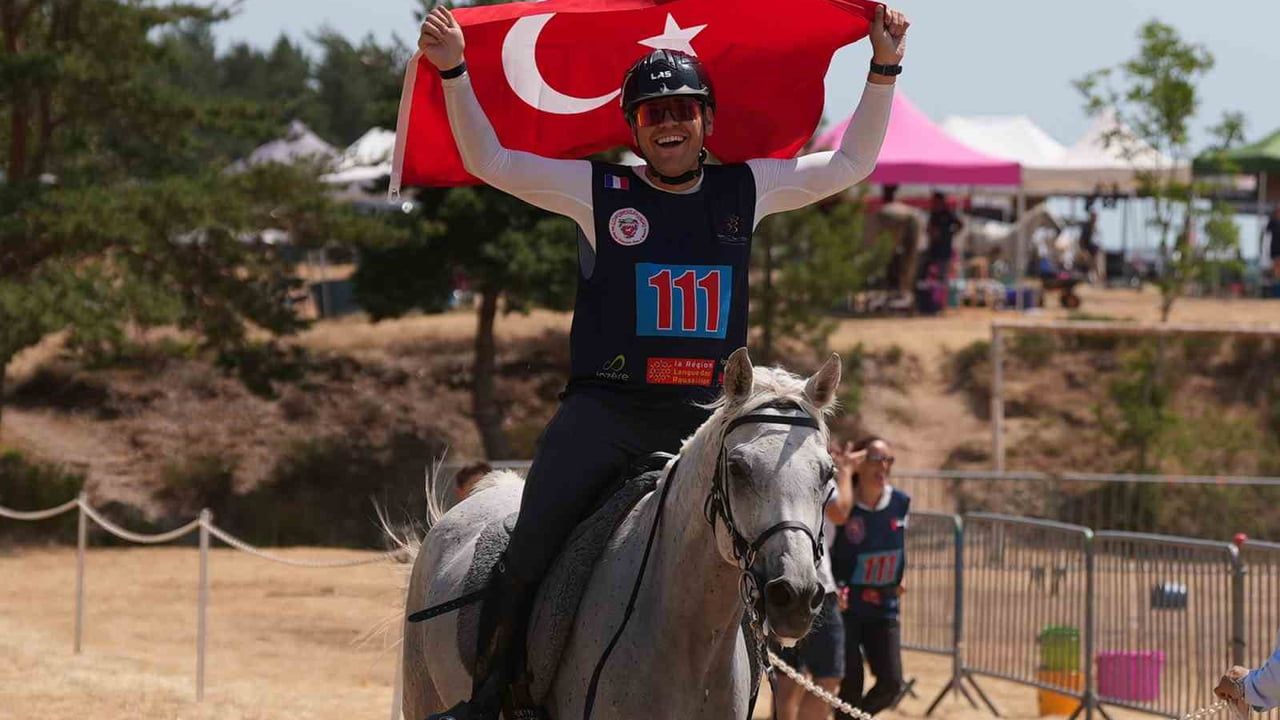 Oğuz Alper Öktem milli sporcu oluyor