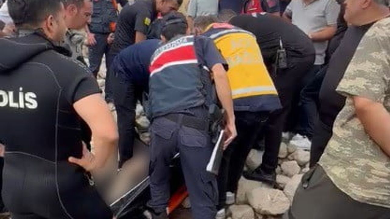 Oltasını kurtarmak isterken Akören göletinde boğuldu