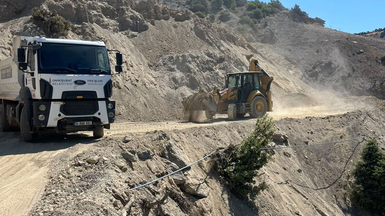 Onikişubat Belediyesi ilçe genelinde ulaşım seferberliğini sürdürüyor