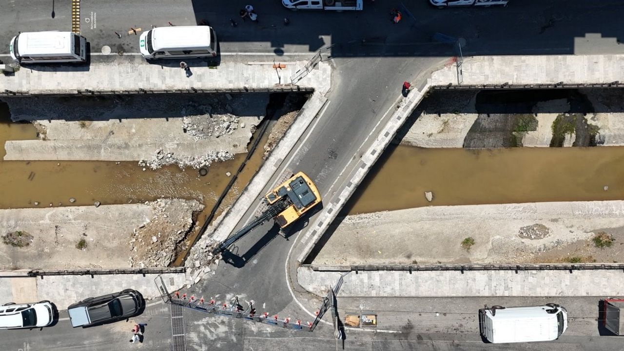 Ordu’da Bülbül Deresi’nde taşkın riskine karşı güvenli köprü çalışması