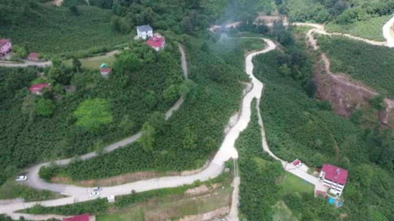 Ordu’da kırsal bağlantılarda 1,3 kilometrelik beton yol çalışması