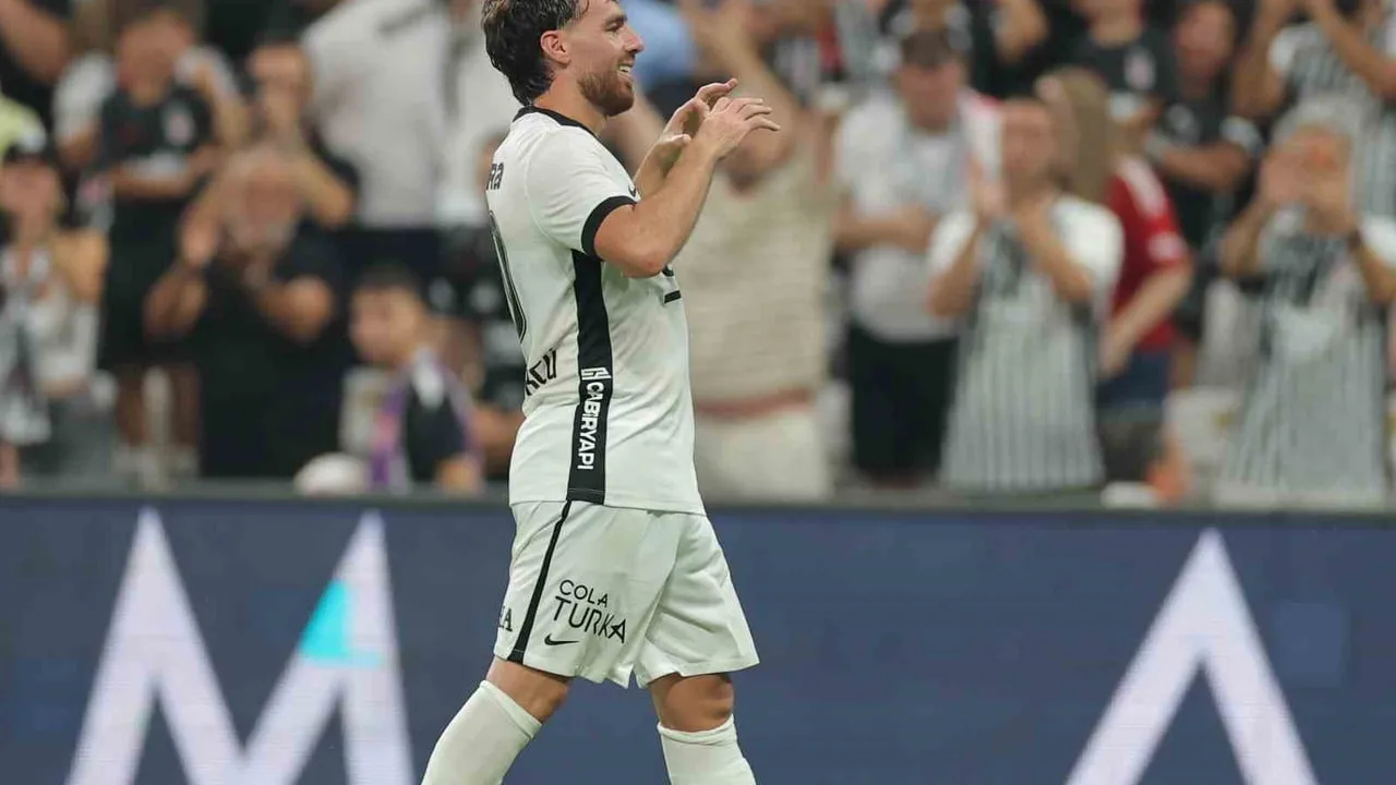 Orkun kökçü ritmini sürdürüyor: Beşiktaş'a Midtjylland karşısında gollü başlangıç