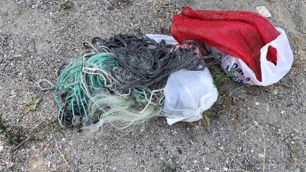 Osmaneli'de kaçak balık avlayan 4 kişiye 66 bin 424 lira ceza
