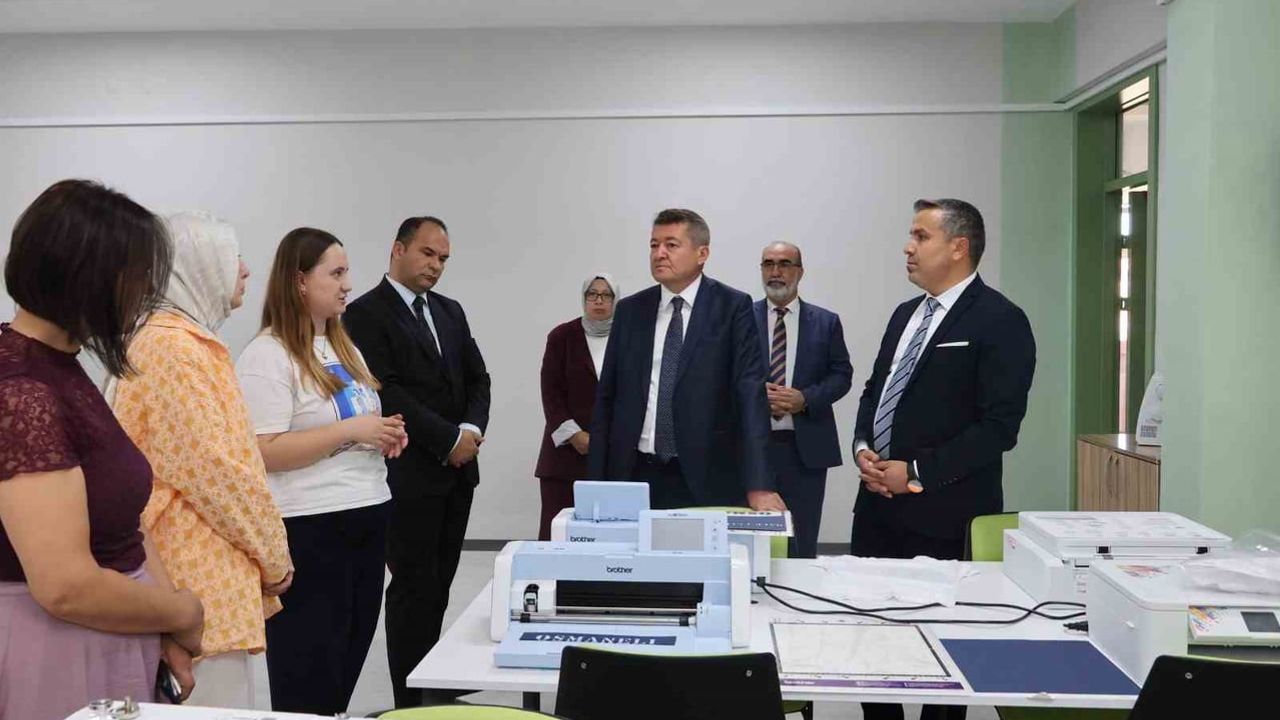 Osmaneli'de kurs üretimi ve onarım çalışmalarını inceleyen il milli eğitim müdürü