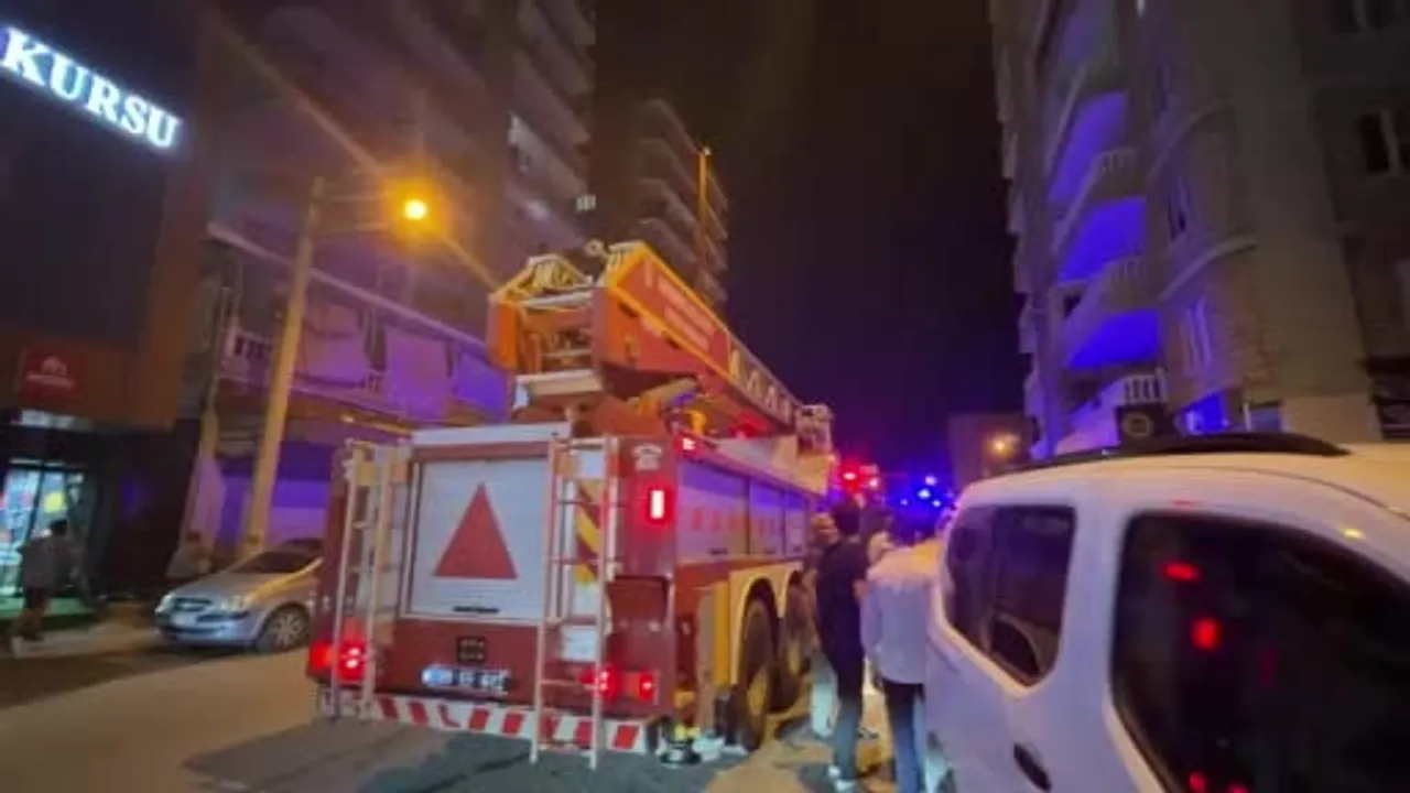 Osmaniye’de balkonda yakılan mangal itfaiyeyi harekete geçirdi