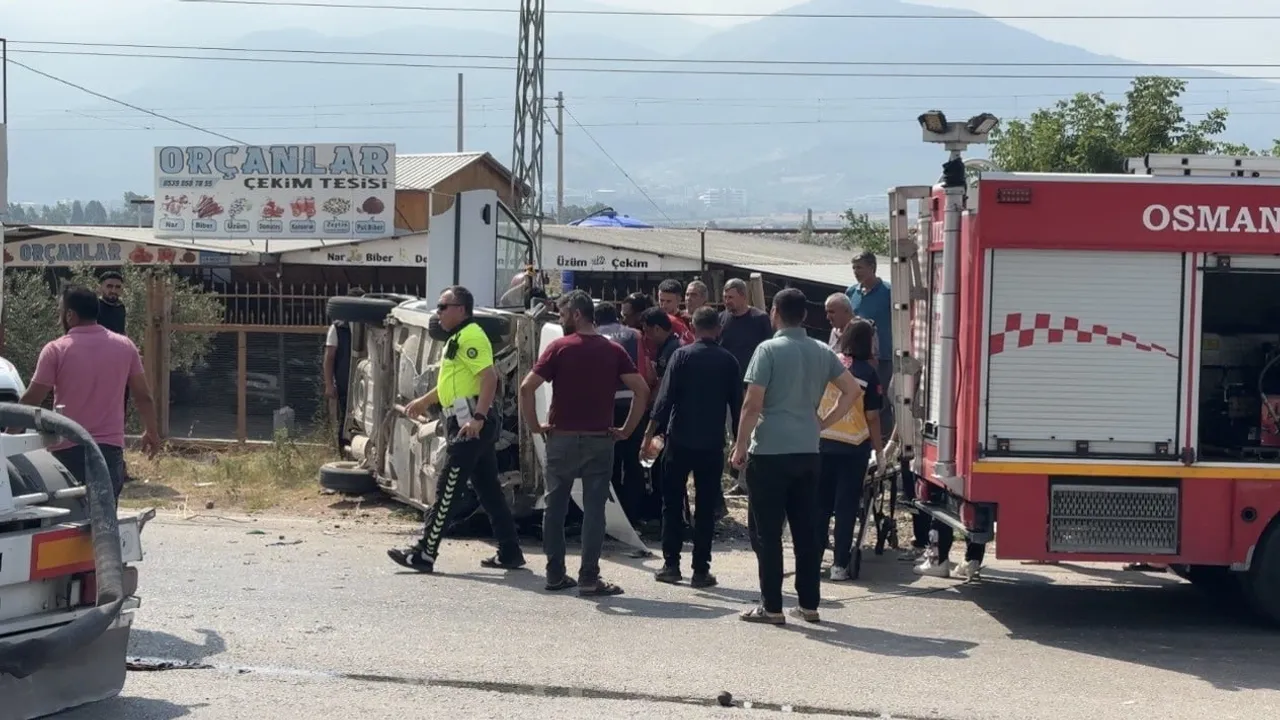 Osmaniye’de tanker ile otomobil çarpıştı: 2 yaralı