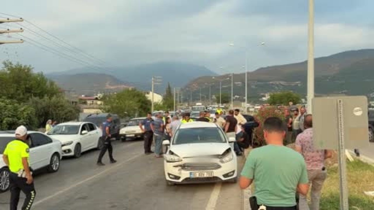 Osmaniye'de zincirleme kaza: 2 yaralı