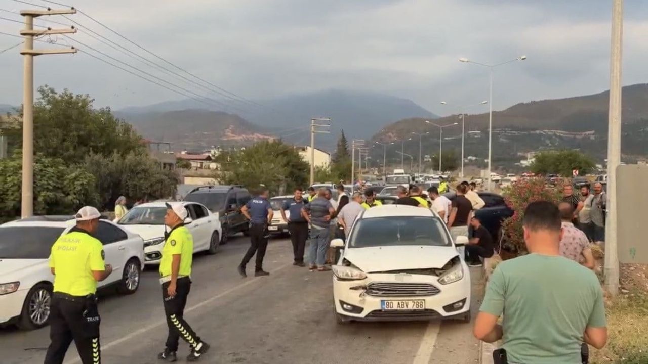 Osmaniye’de zincirleme trafik kazası: 2 yaralı