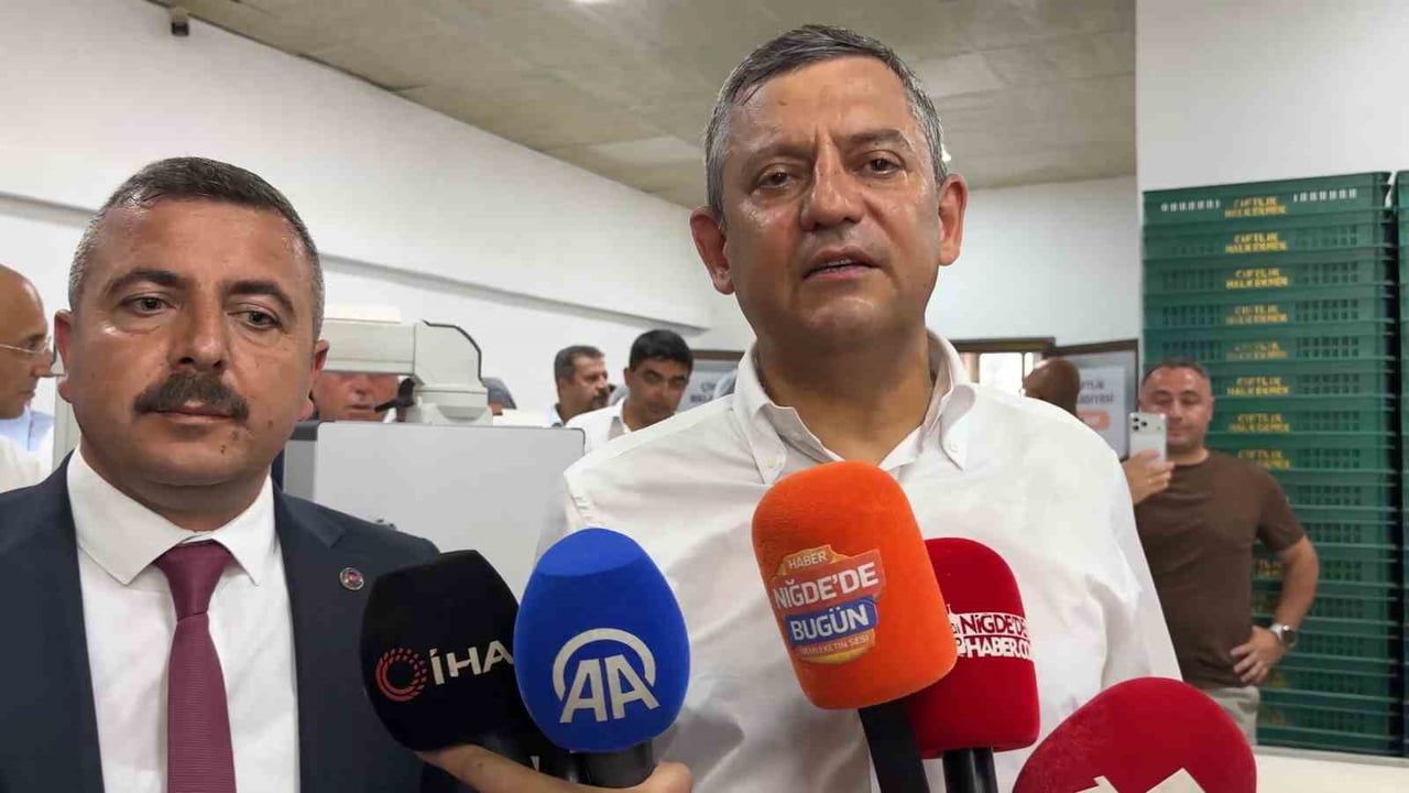 Özgür Özel: bu hizmet odaklı yürüyüşü kimse engelleyemez