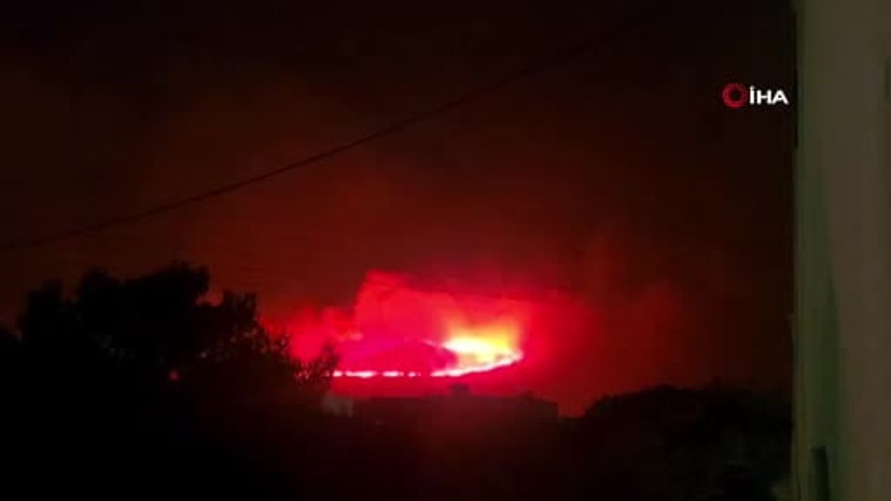 Paros'ta alevlerle gece gündüz mücadele: bazı köyler tahliye edildi