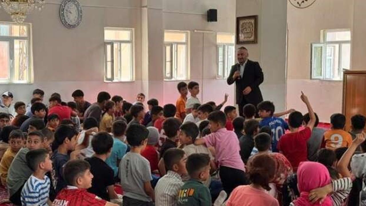 Peygamberimizin örnek aile hayatı Hakkari yaz kurslarında anlatıldı