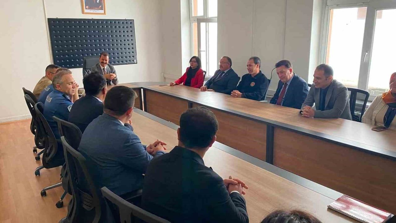 Posof kaymakamı İsa Bertan görevine başladı