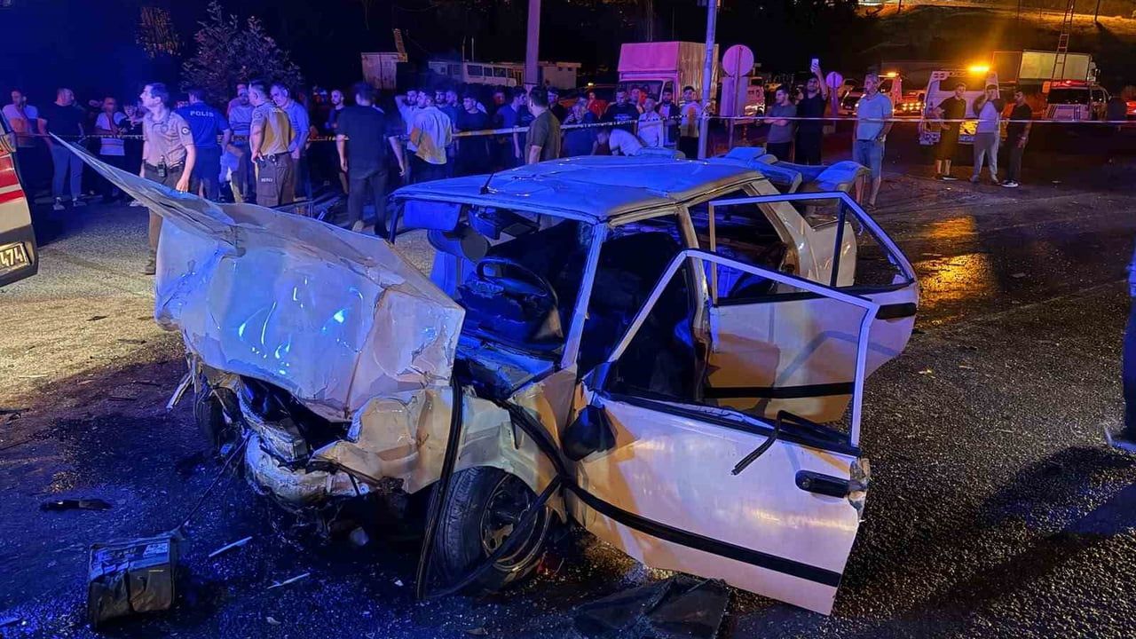 Pozantı'da arkadan çarpma sonucu bir kişi öldü, üç kişi yaralandı