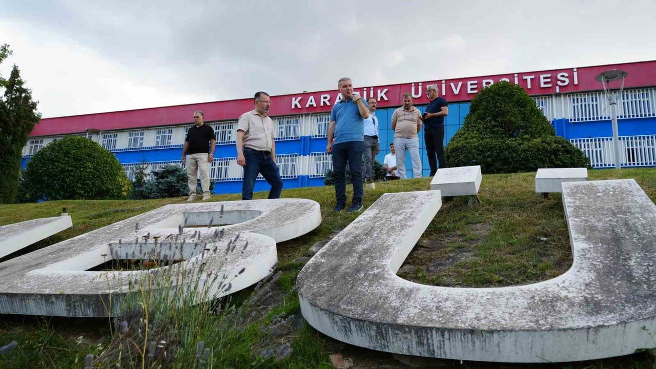 Rektör Kırışık Merkez Kampüs'te incelemelerde bulundu