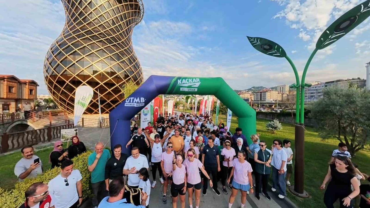 Rize'de 5K halk koşusu: UTMB by Kaçkar heyecanı şehre taşındı
