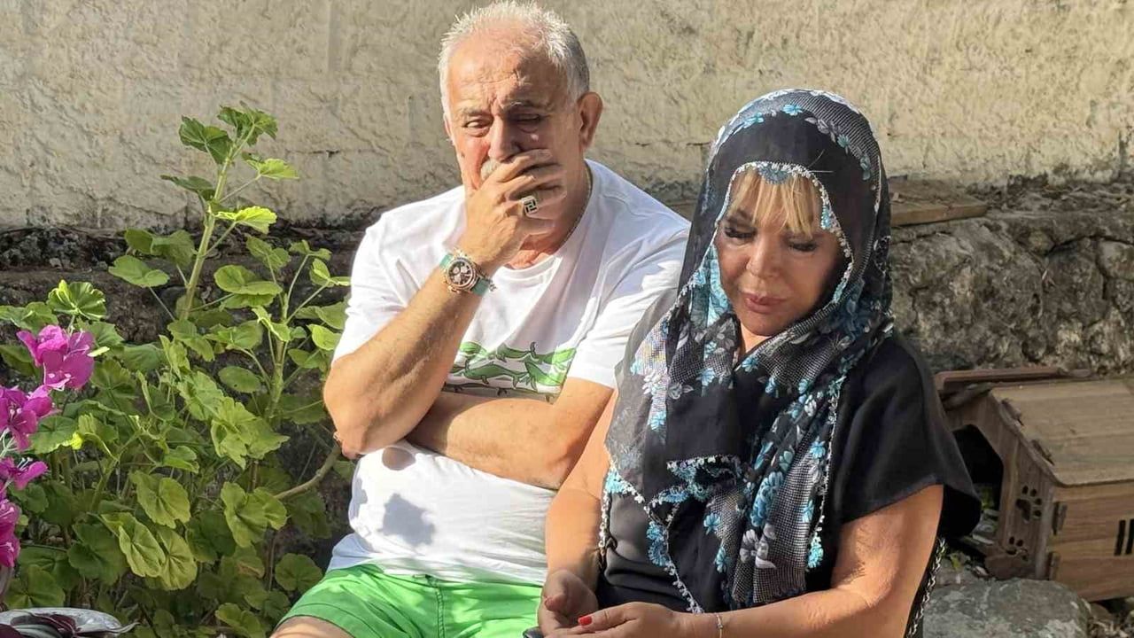 Safiye Soyman Bodrum'da oğlunun mezarı başında duygusal anlar yaşadı