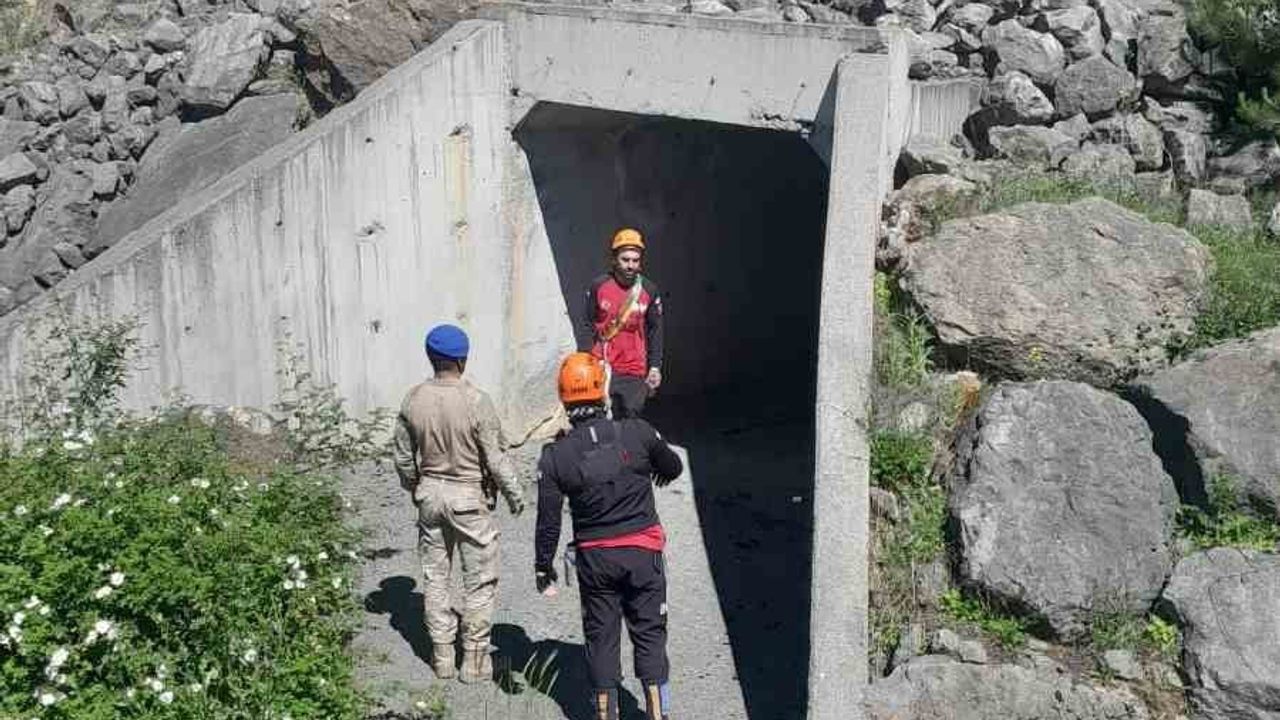 Safranbolu'da kayıp öğrenci için 90 kilometrekarelik alan üç kez tarandı