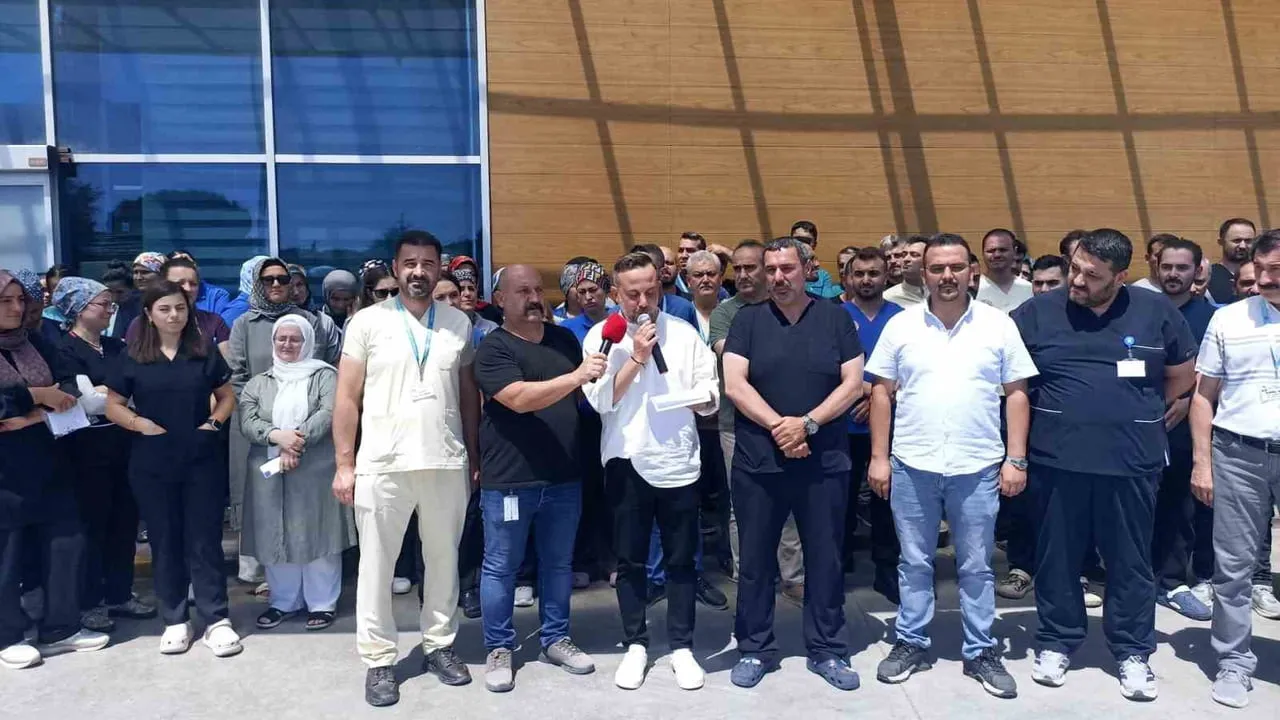 sağlık çalışanlarının yemek güvenliği talepleri sendikalardan ortak çağrı