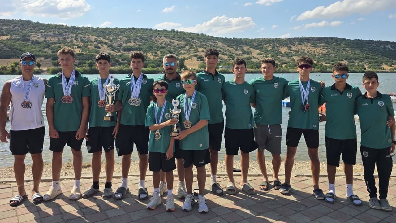 Sakarya Büyükşehir sporcuları iki branşta derece elde etti
