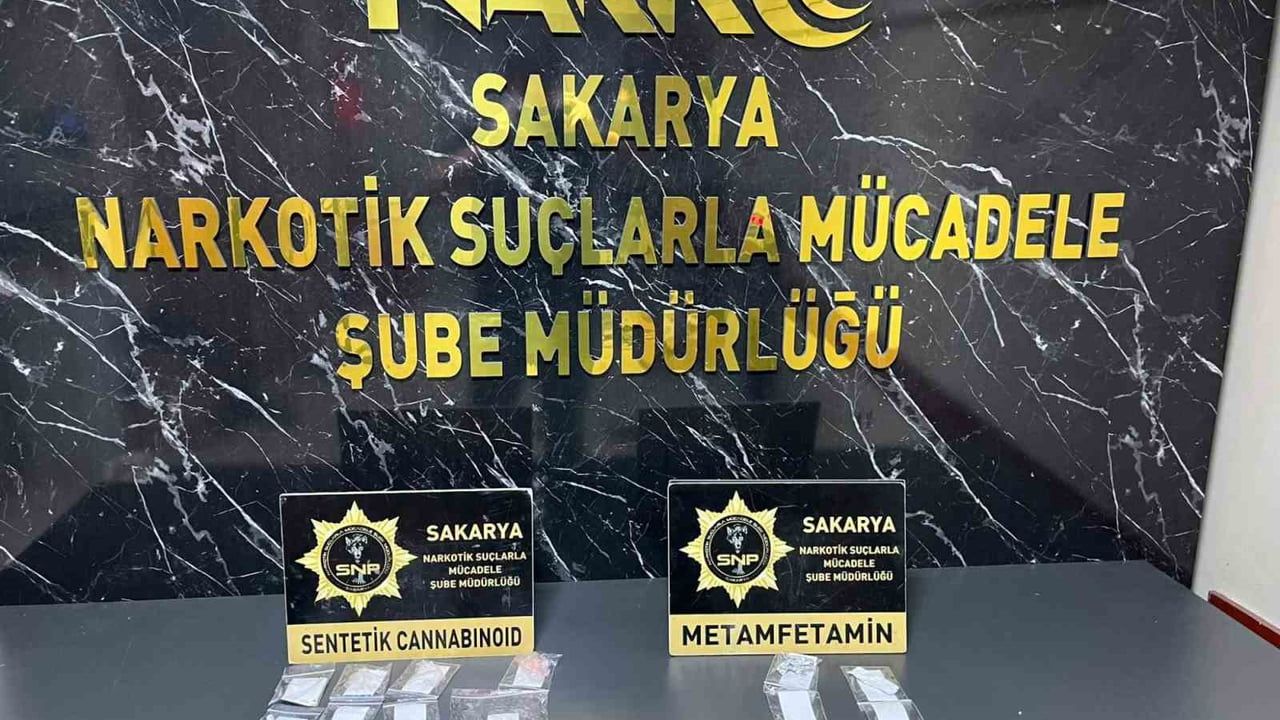 Sakarya'da 9 kilogram bonzai üretimine yetecek hammadde ele geçirildi: 5 gözaltı