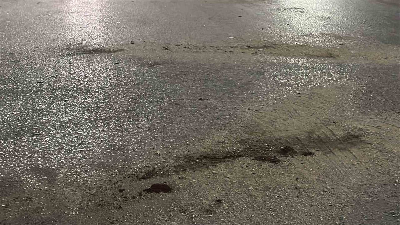 Sakarya'da hafif ticari araç ile iki motosiklet çarpıştı: 2 ağır yaralı