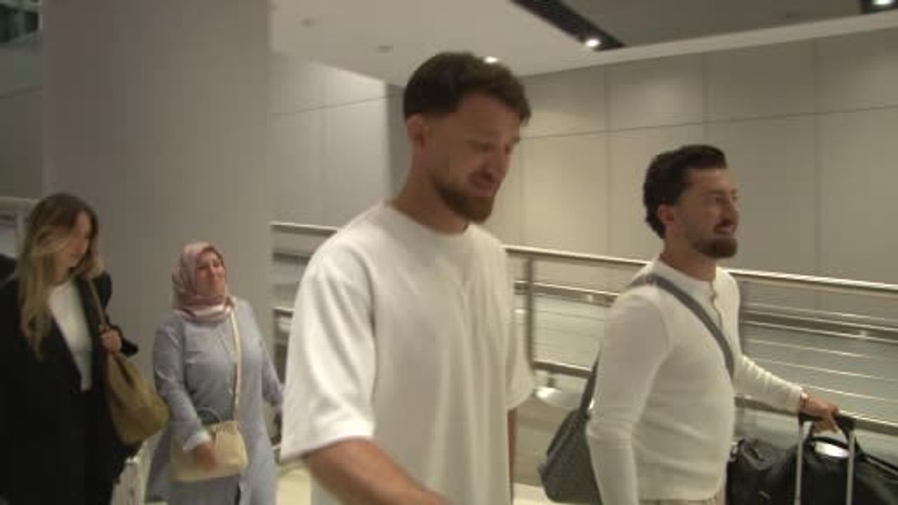 Salih Özcan sağlık kontrolleri için İstanbul'a geldi