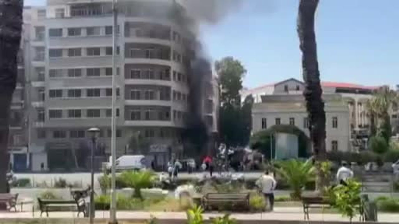 Şam’daki çifte patlamada 4’ü polis 18 yaralı