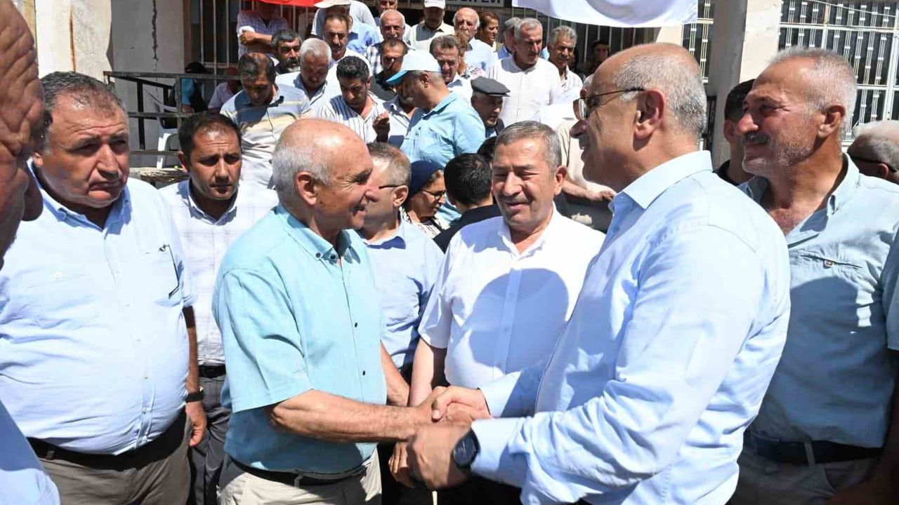 Sami Er Darende ziyaretinde muhtarlarla buluştu, aşure etkinliğine katıldı