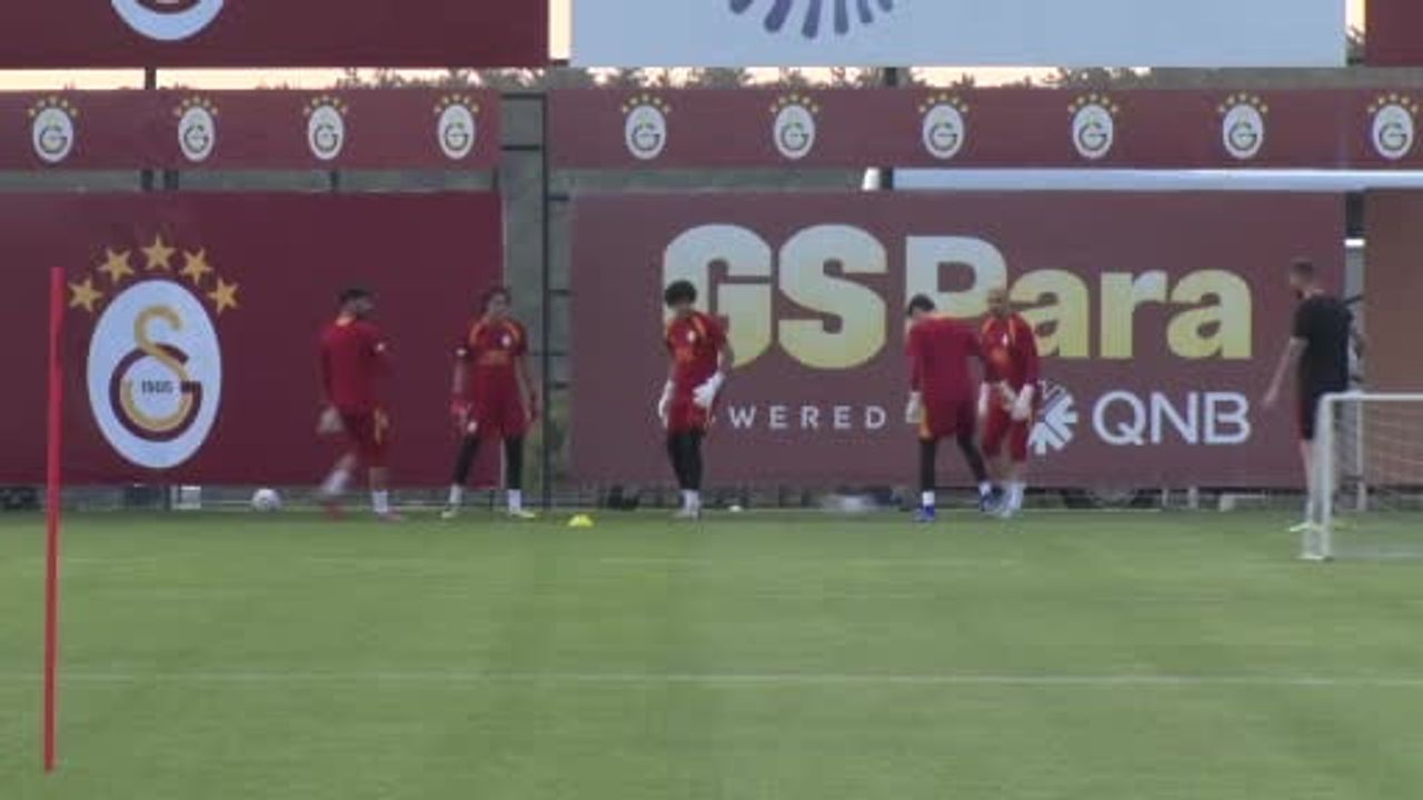 Şampiyon Galatasaray yeni sezon hazırlıklarına başladı