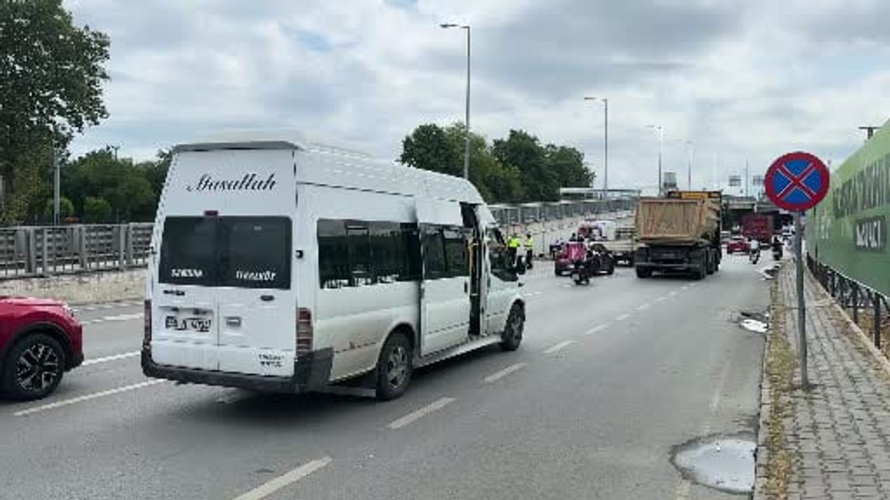 Samsun Canik'te motosiklet devrildi: iki kişi yaralandı