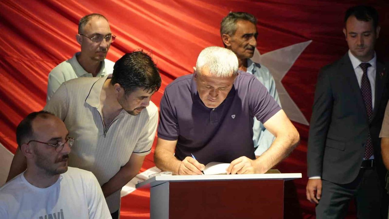 Samsun'da 15 Temmuz çadırına yoğun ilgi