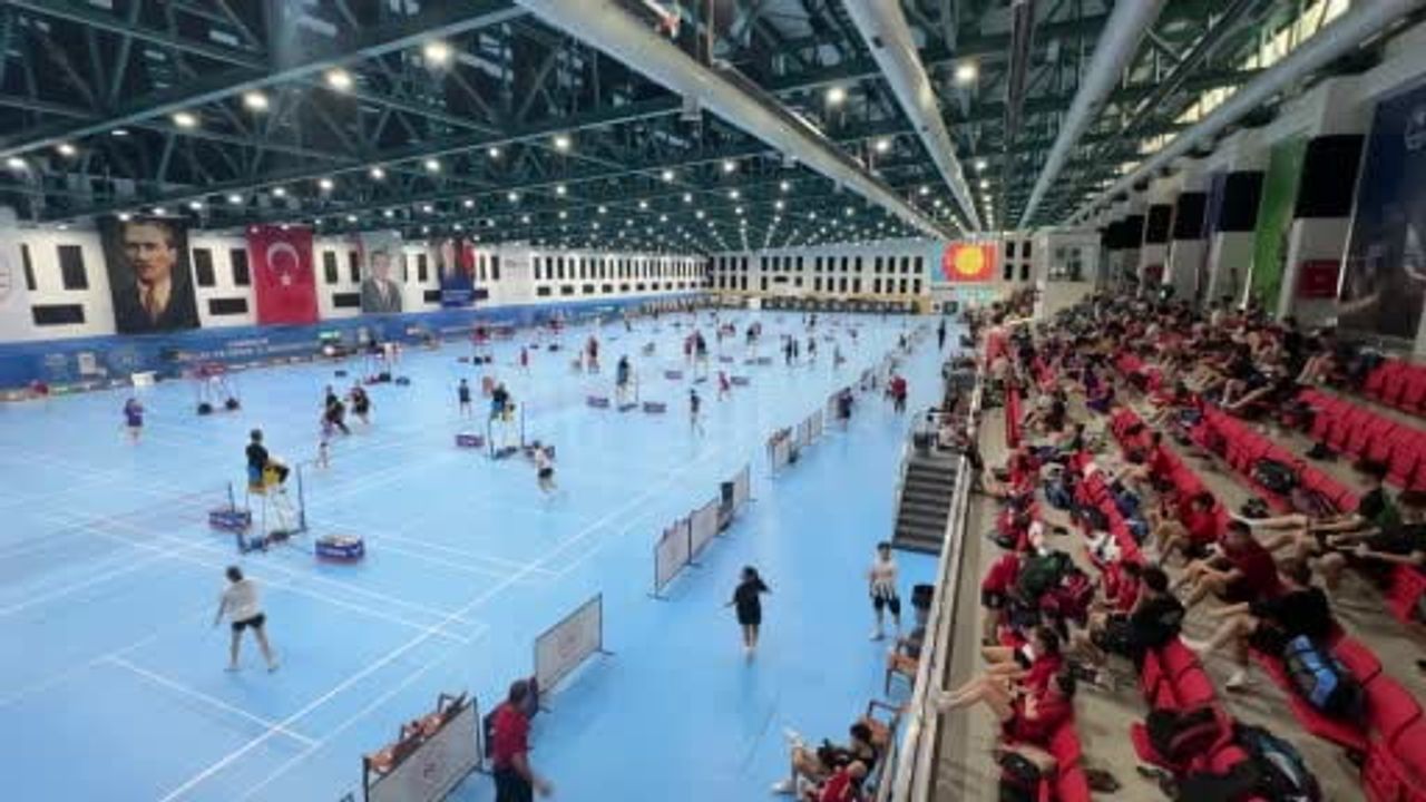 Samsun’da badminton heyecanı: 36 kulüp aynı sahnede