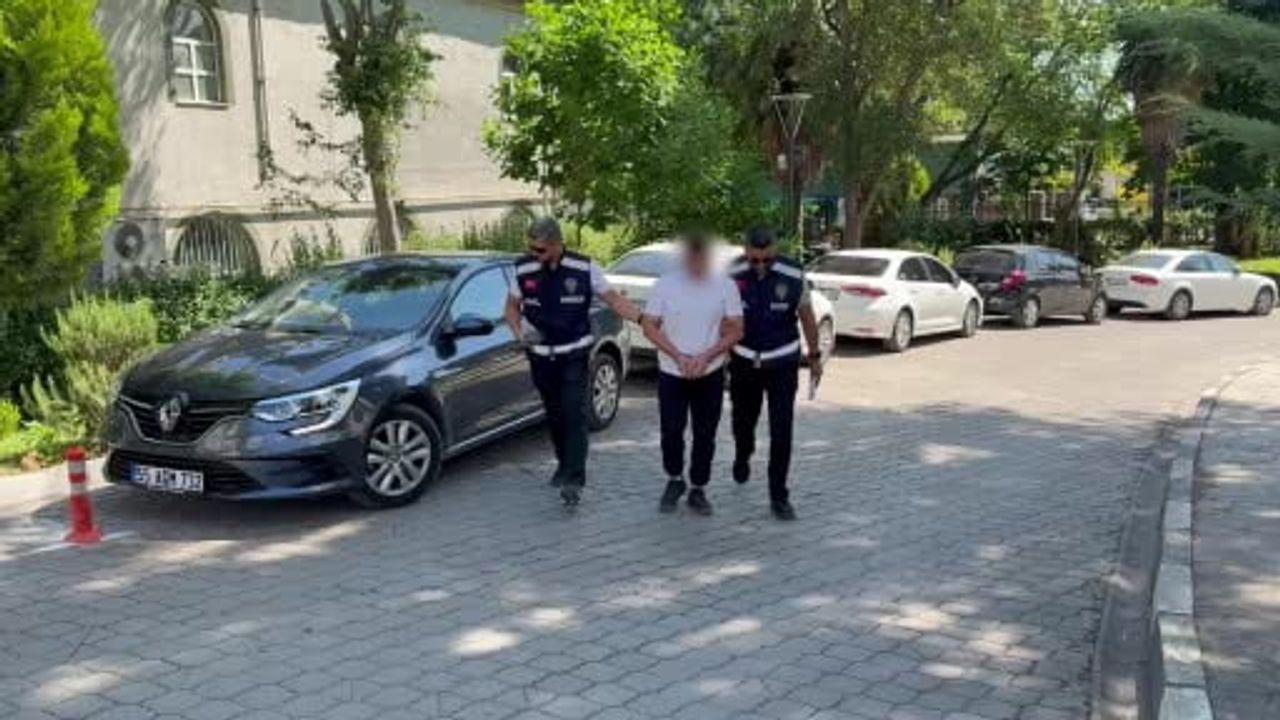 Samsun'da eşine silah fotoğrafı gönderdiği iddia edilen koca gözaltına alındı