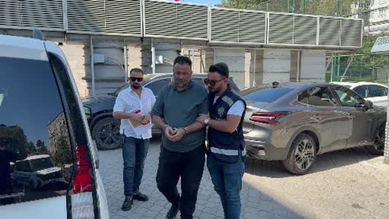 Samsun'da kafede bıçaklı kavga: 3 yaralı, 1 adliyeye sevk edildi