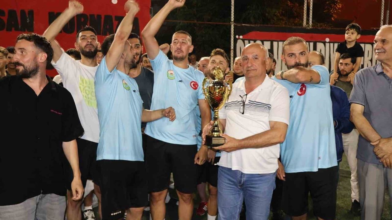 Samsun'da vefa turnuvası: 64 takımın şehit isimleriyle buluştu