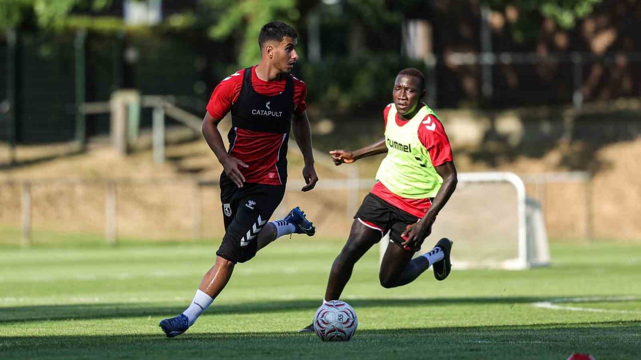 Samsunspor'un Hollanda kampı başladı