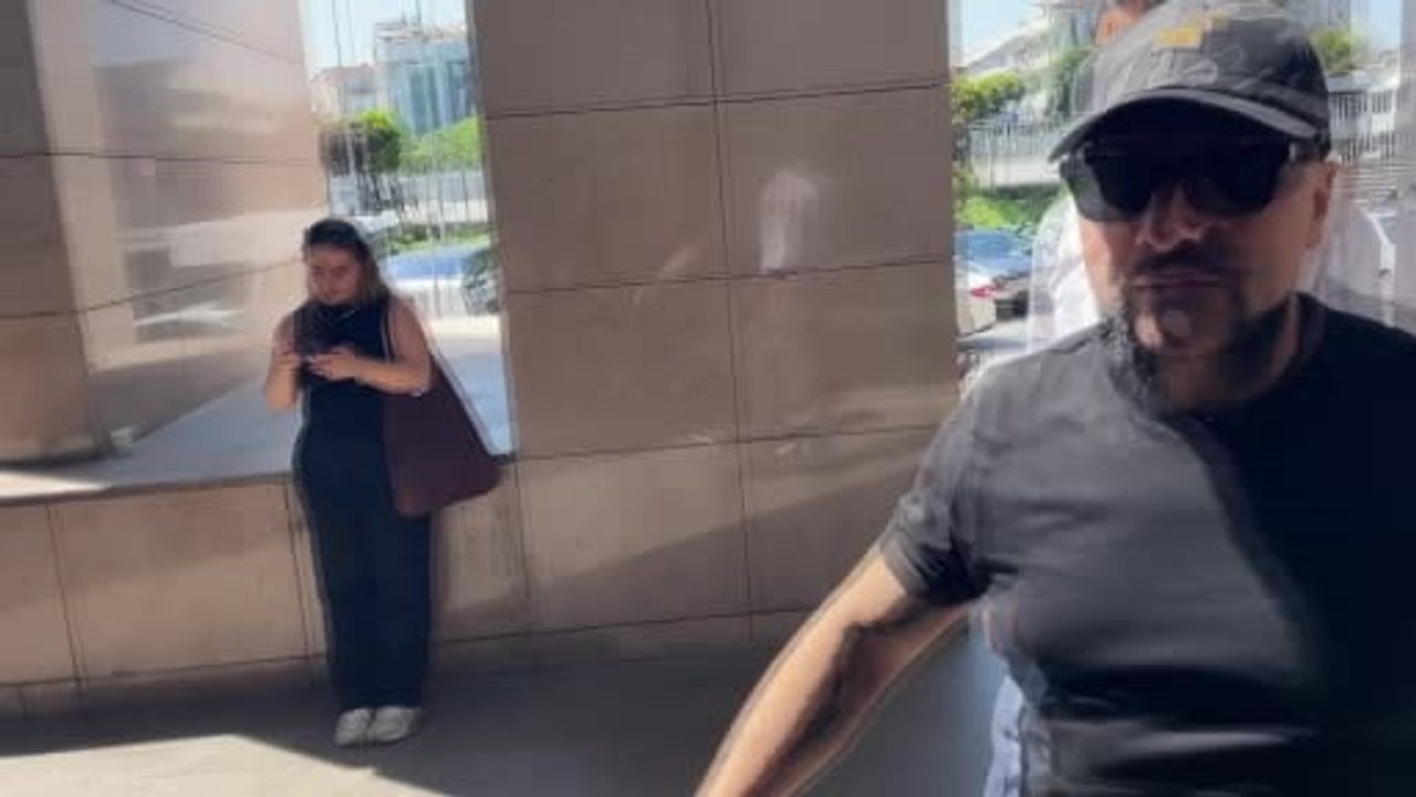 Sanatçı Hayko Cepkin adliyede: 'Ahbaplar suç örgütü' soruşturması kapsamında ifade verecek