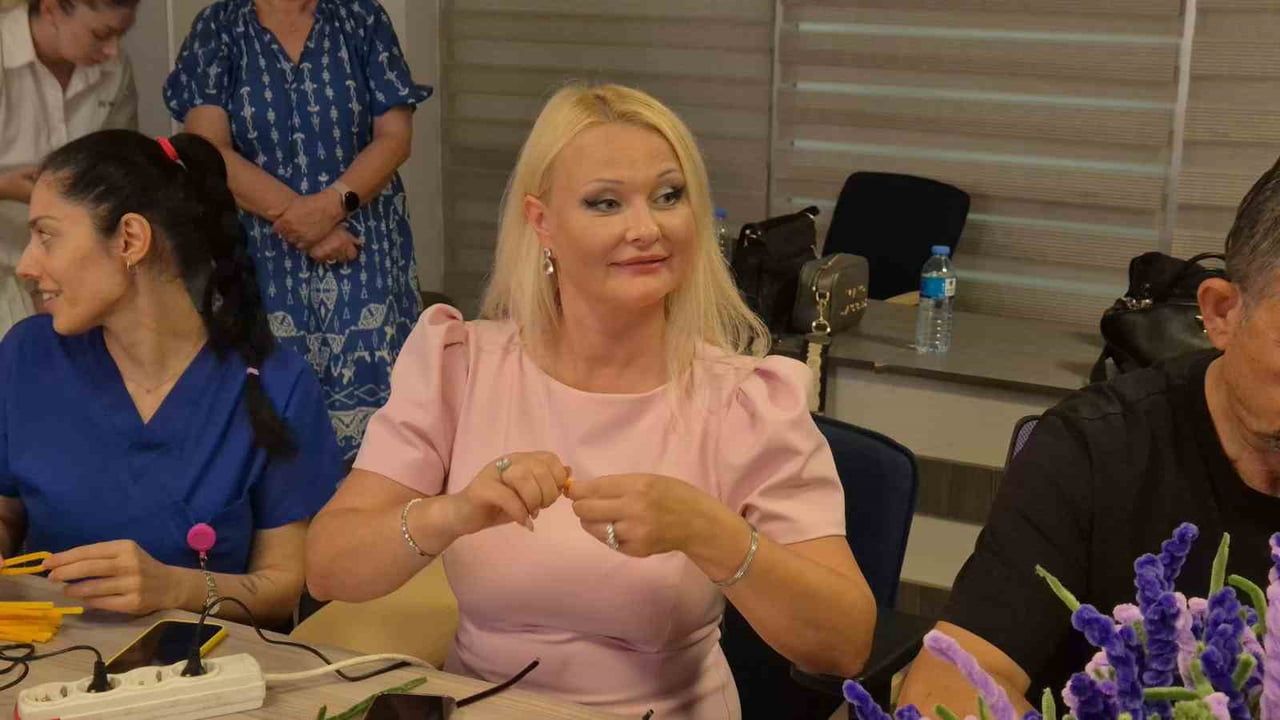 Sanatla terapi kanser hastalarına moral ve yeni bir soluk veriyor