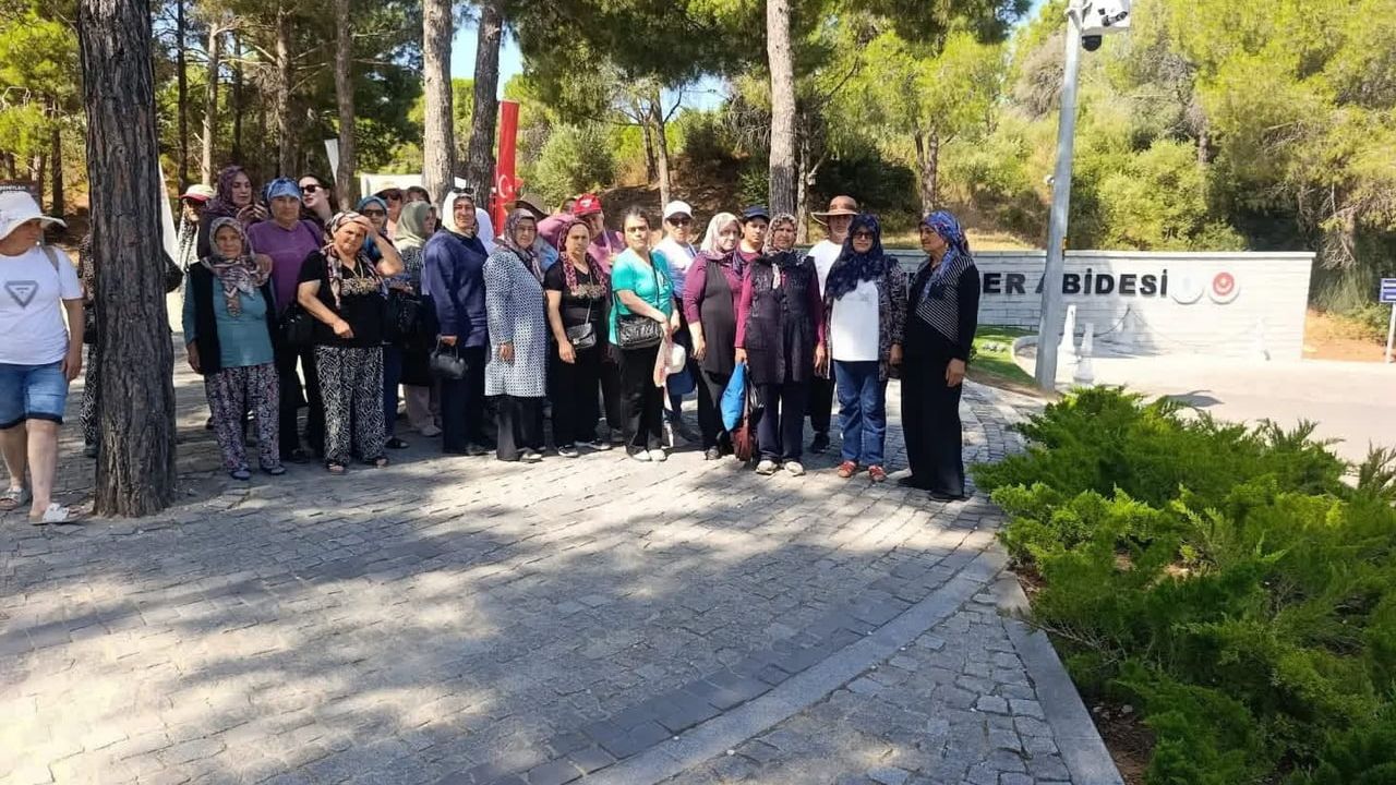 Sarıgöllü kadınlar Çanakkale’de tarihle bağ kurdu