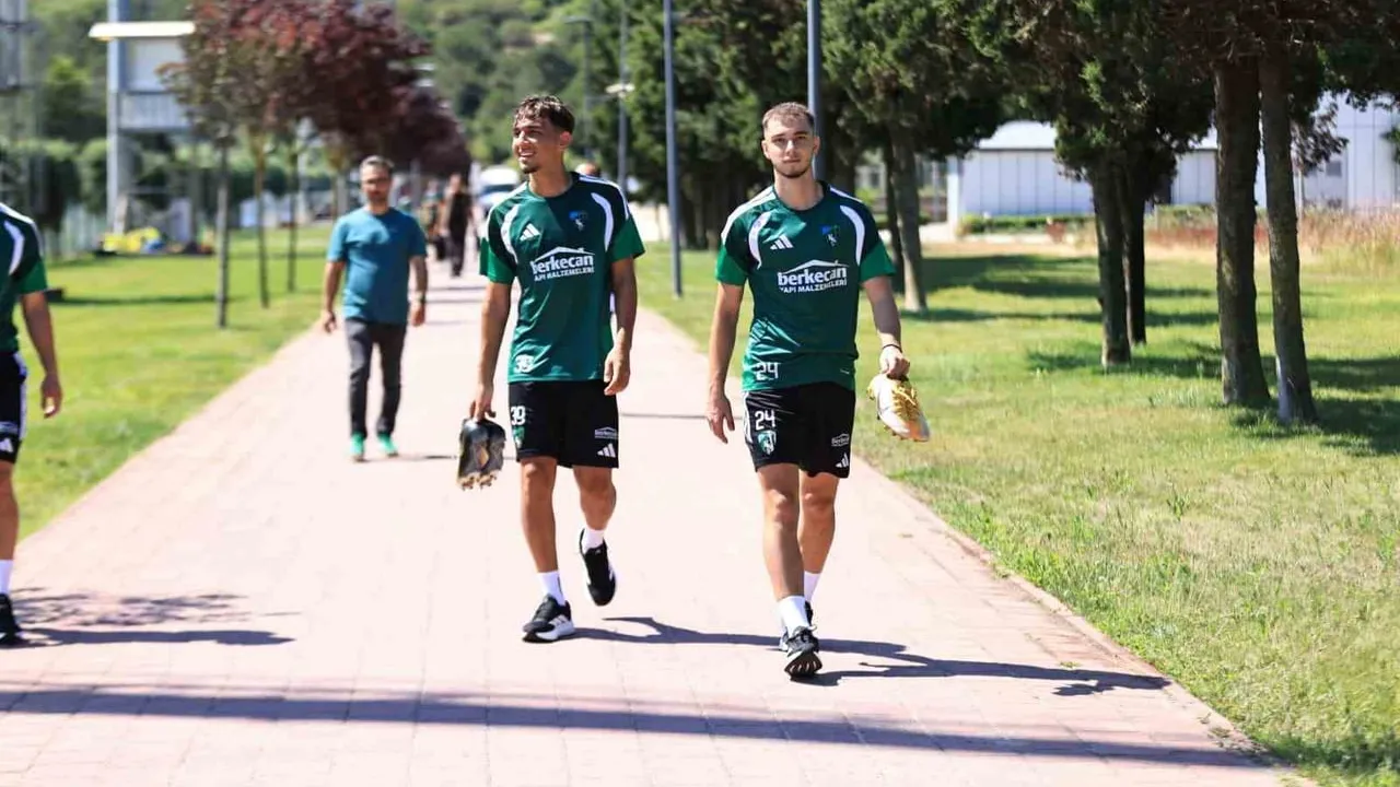 Selçuk İnan: bu sene daha güçlü Kocaelispor izletmek istiyoruz