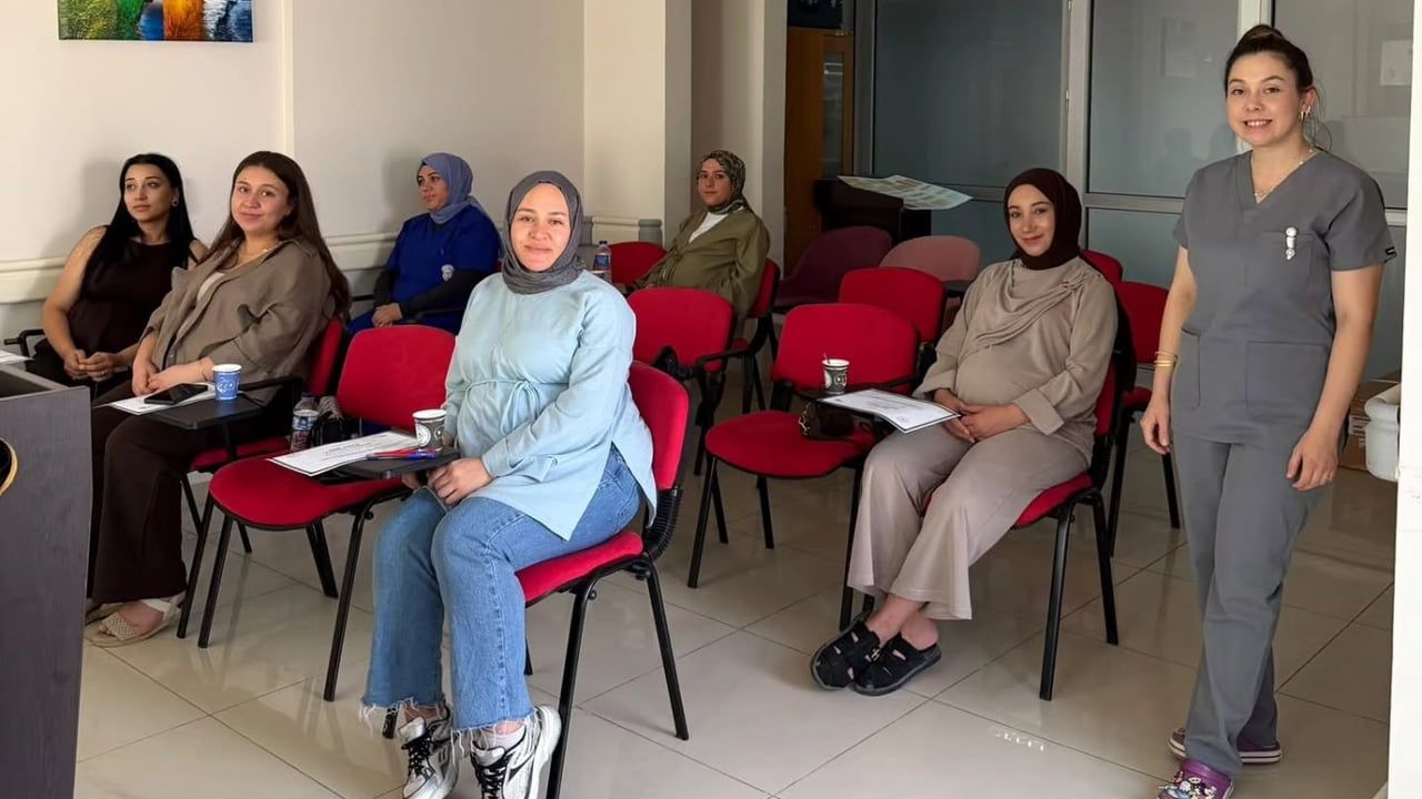 Selendi'de anne adaylarına kapsamlı gebelik eğitimi