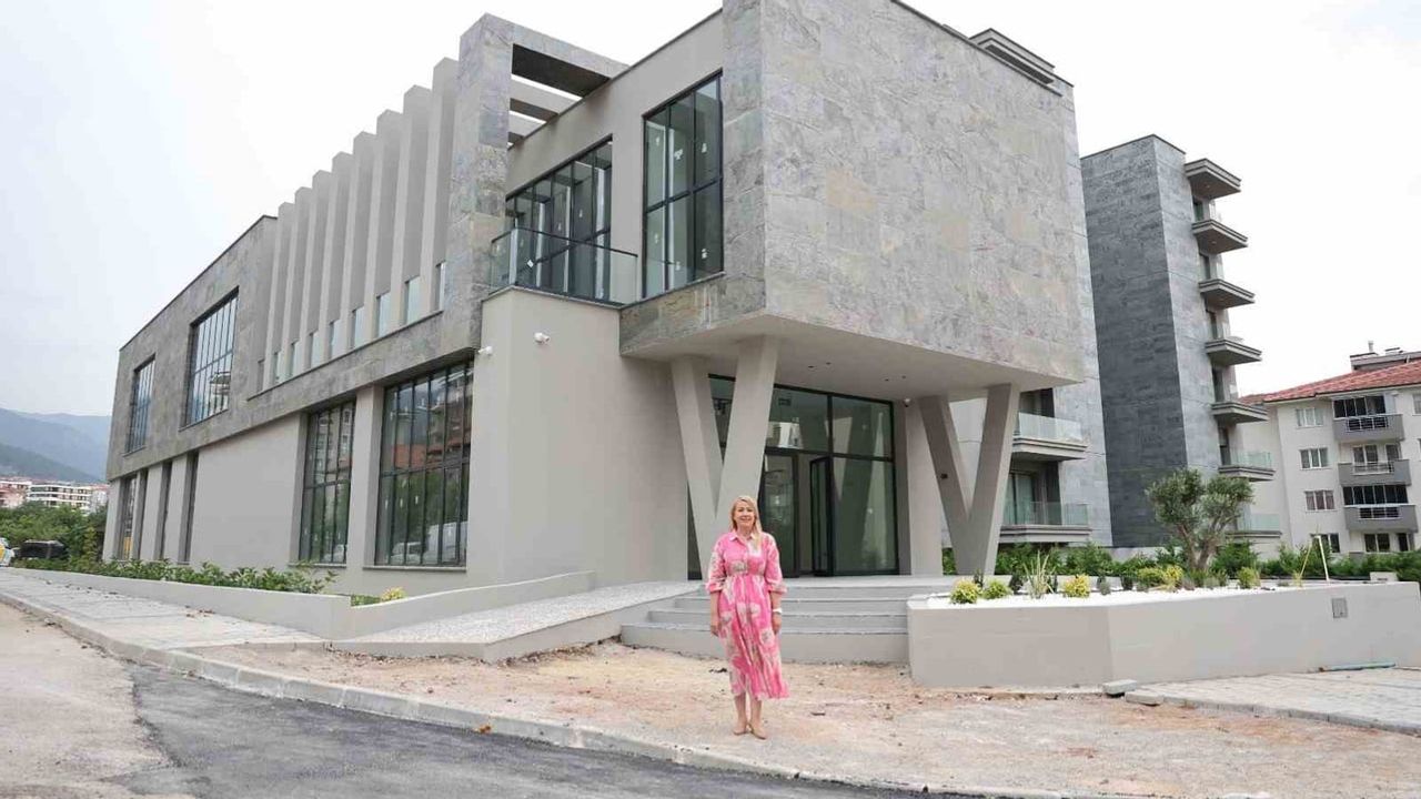 Servergazi'ye yeni buluşma noktası: Faik Kaplan Kütüphanesi ve Kitap Kafe yakında hizmete giriyor