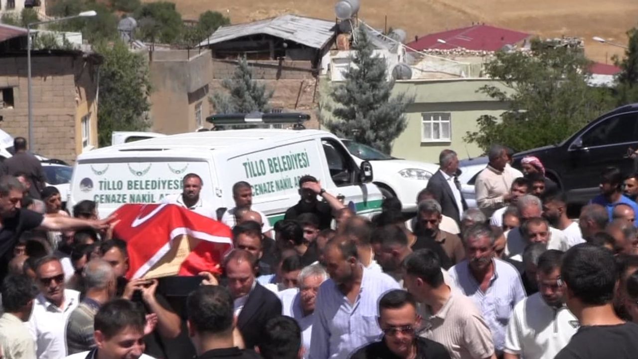 Siirt’in Şirvan belediye başkanı Necat Cellek son yolculuğuna uğurlandı